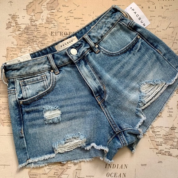 PacSun Pants - PacSun high rise festival short distressed